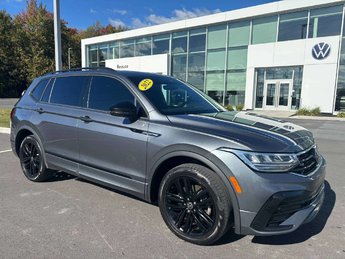 2022 Volkswagen Tiguan Comfortline R-Line Black Edition