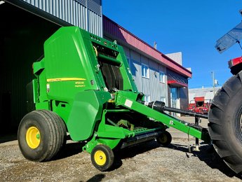 John Deere 450M  2022