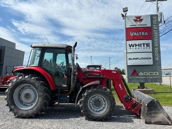 MASSEY FERGUSON 5445  2011