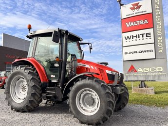 MASSEY FERGUSON 5611  2015