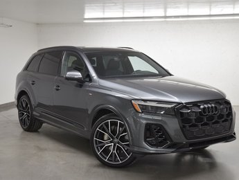 Audi Q7 55 PROGRESSIV BLACK OPTICS TOIT|NAVI|HITCH|22PO 2026