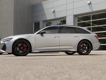 Audi RS 6 Avant PERFORMANCE DYNAMIC PACK|RED CALIPER|CARBON MATTE 2025