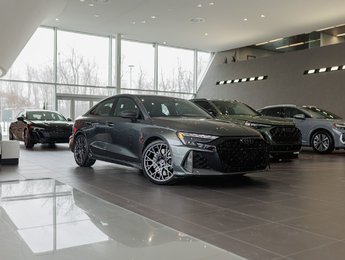 Audi RS 3  2025