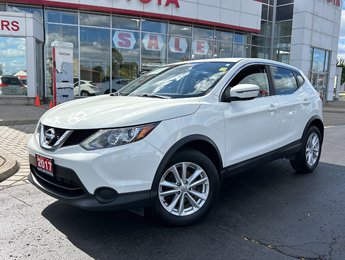 2017 Nissan Qashqai S