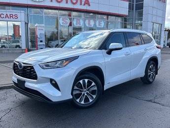 2022 Toyota Highlander Hybrid XLE