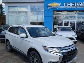 2017 Mitsubishi Outlander ES