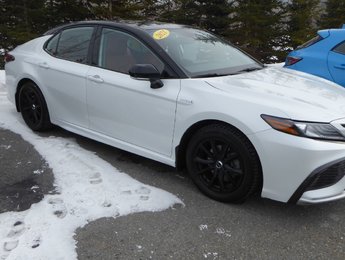 2021 Toyota Camry Hybrid XSE