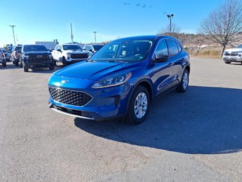 2022 Ford Escape SE Hybrid