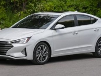 2019 Hyundai Elantra Luxury