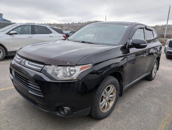 2014 Mitsubishi Outlander SE