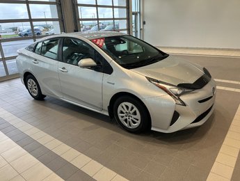 Toyota Prius HYBRIDE 2016
