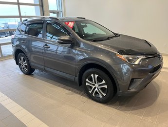 Toyota RAV4 LE 2016