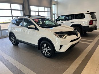 Toyota RAV4 LE 2017