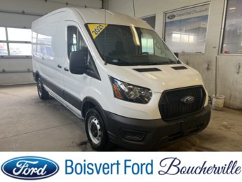 2021 Ford Cargo T-250 PA toit moyen 130 po PNBV de 9 070 lb