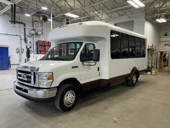 2008 Ford E-450 E-450 Super renforcé 158 po DRW