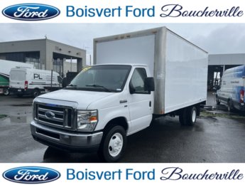 2011 Ford Econoline E-450 Super renforcé 158 po DRW