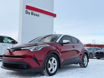 Toyota C-HR XLE / TOIT BLANC HYPER RARE / TRÈS BAS KILOS / 2018
