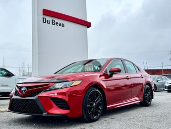 Toyota Camry HYBRIDE SE / GROUPE AMÉLIORÉ / MAGS 18 / ANGLES MORT ET +++ / 2019