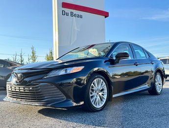 2020 Toyota Camry XLE V6 / HYPER RARE UN V6 / A QUI LA CHANCE ? /