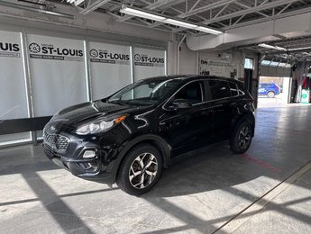 2021 Kia Sportage LX / AWD