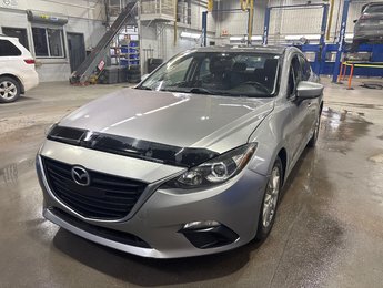 2014  Mazda3 GS-SKY