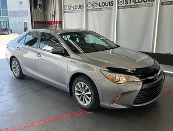 2016 Toyota Camry Hybrid Hybride LE