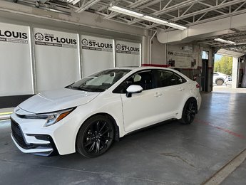 Toyota COROLLA HYBRID SE AWD 2025