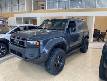 Toyota Land Cruiser Premium 2025