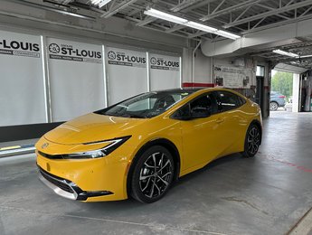 Toyota Prius Plug-in Hybrid  2025