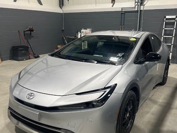 2024 Toyota PRIUS PRIME SE