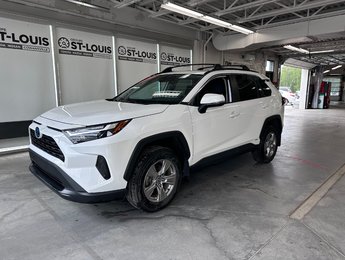 2022 Toyota RAV4 Hybrid XLE - Toit - Mags - Hayon et siège électrque