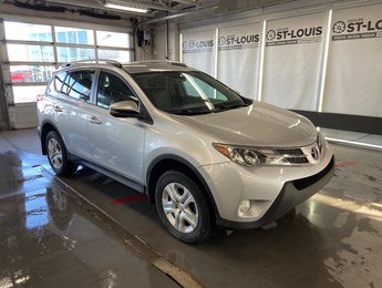 Toyota RAV4 LE TA 2014