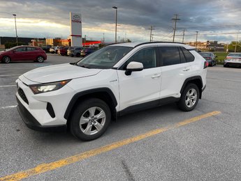 2021 Toyota RAV4 Hybrid LE