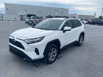 Toyota RAV4 Hybrid XLE 2022