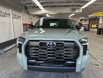 Toyota Tundra Limited Hybrid LIF KIT MARCHE PIEDS 9752 KM 2024