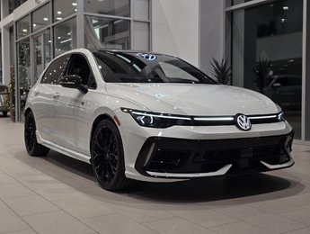 2025 Volkswagen Golf R BLACK PACK + EXHAUST AKRAPOVIC | TOIT | CARPLAY ++