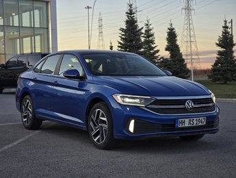 2022 Volkswagen Jetta Highline TOIT | CUIR | CAMÉRA | CARPLAY | BAS KM