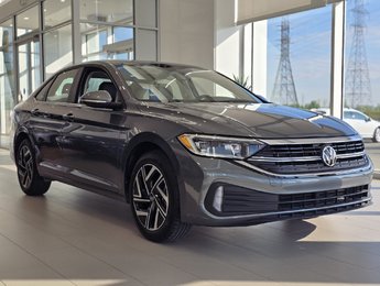 2024 Volkswagen Jetta Highline TOIT | CUIR | NAV | DÉMARREUR | BAS KM