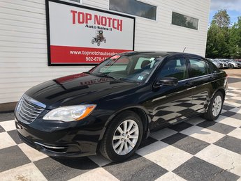 2014 Chrysler 200 LX - CD Player, Power Windows, Cloth Seats