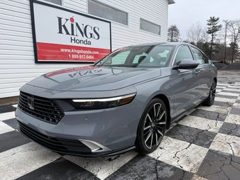 Honda ACCORD TOURING HYBRID Touring, keyless entry, backup camera, Bluetooth 2023