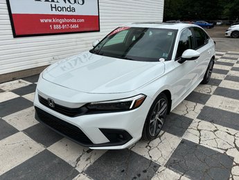 2022 Honda Civic Touring, lane departure, acc, heated seats, a/c