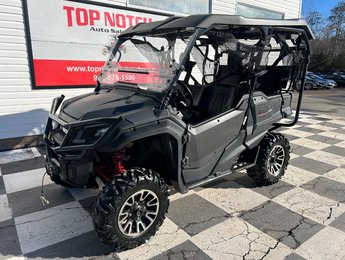 2017 Honda Pioneer 1000 LE - 4WD, Tow PKG, Winch, 5 seater, LOW KMS