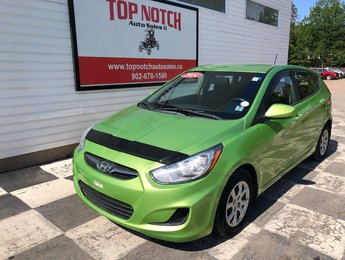 2014 Hyundai Accent GL - a/c heated seats, hands free, XM radio