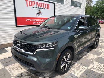 Kia Sorento LX - Heated seats, hands free, reverse camera, a/c 2022