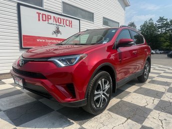 2017 Toyota RAV4 LE, keyless entry, Cruise control, Bluetooth