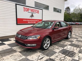2015 Volkswagen Passat Highline- Diesel , Aftermarket head unit, Sunroof