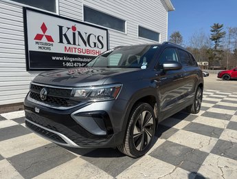 Volkswagen Taos Comfortline, keyless entry, backup camera, Bluetoo 2023