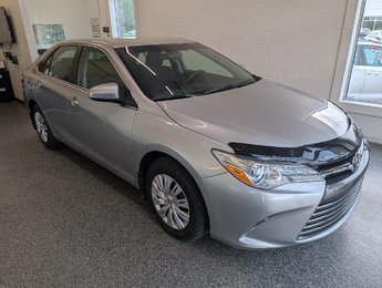 Toyota Camry LE, A/C, 2017