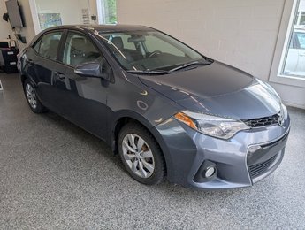 Toyota Corolla SE, AUTOMATIQUE, A/C, 2014