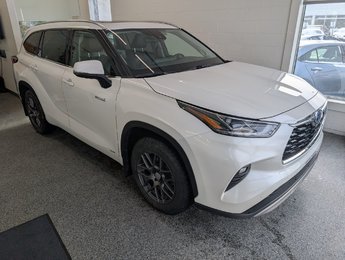 2021 Toyota Highlander hybrid LIMITED AWD,